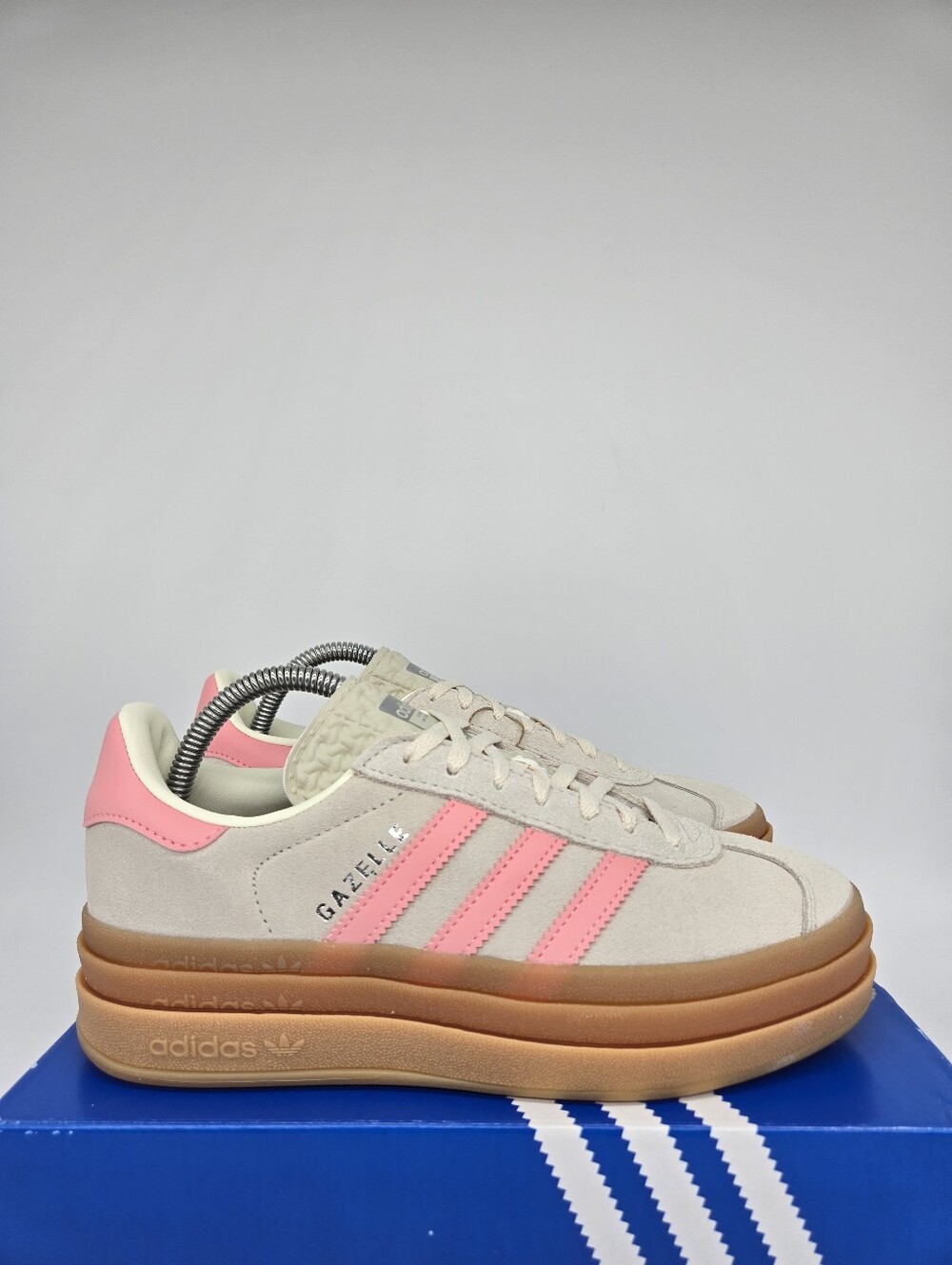 adidas Gazelle Bold JQ7409 Beige Semi Pink Spark Shoes Women's Size 7 - Picture 3 of 8